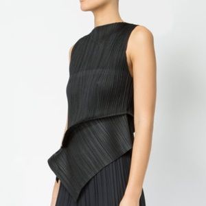 NWOT| ISSEY MIYAKE | Pleats Please Black Tank OS